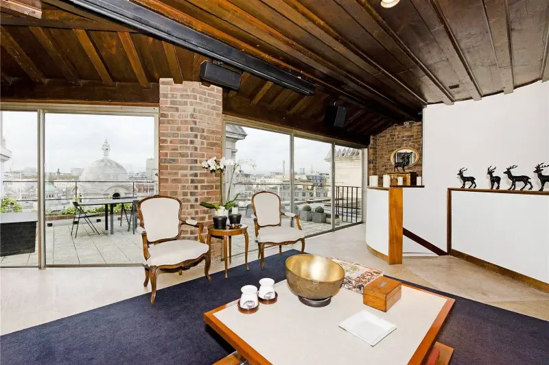 Whitehall Court Penthouse in Westminster